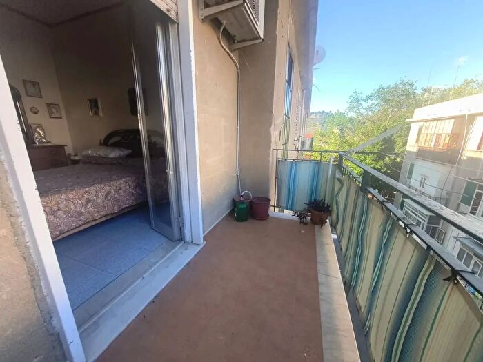 Appartamento trilocale in vendita in Via Francesca Testa Messina, Messina