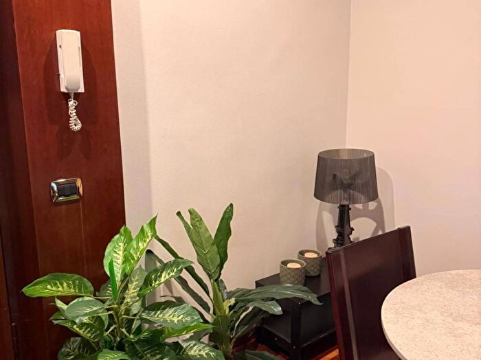 Appartamento trilocale in affitto in Via Giuseppe Meda, Pezzotti Meda, Milano