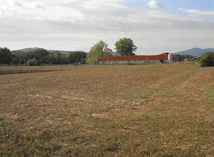 Casa in vendita in Montecatini Val Di Cecina