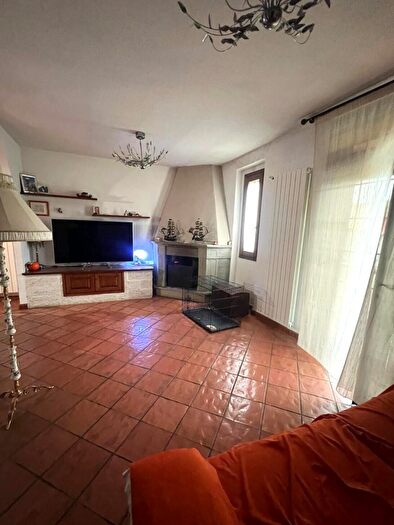 Appartamento con 6 locali in vendita in Via Canto alle Gracchie, Scandicci