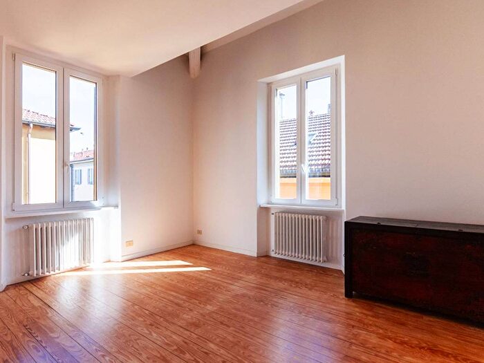 Appartamento trilocale in affitto in Via Vittoria Colonna, Amendola Buonarroti, Milano