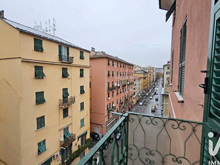 Appartamento con 6 locali in vendita in Via Rosetta Parodi, Genova