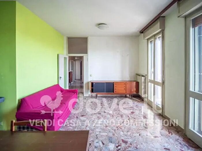 Appartamento bilocale in vendita in Viale Alessandro Tassoni Snc, Modena