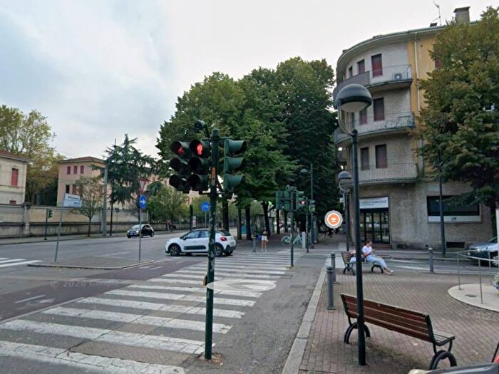Appartamento quadrilocale in affitto in Viale Osacca, Pablo Prati Bocchi, Parma