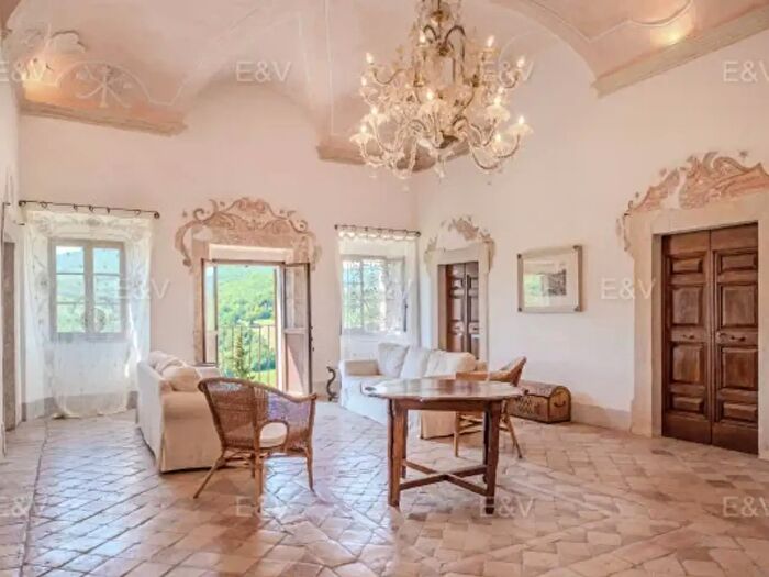 Casa con 6 locali in vendita in Via Stabbiarone, Sestino