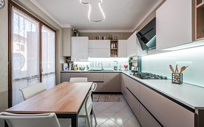 Casa con 6 locali in vendita in Via Federico Fellini, Fontevivo