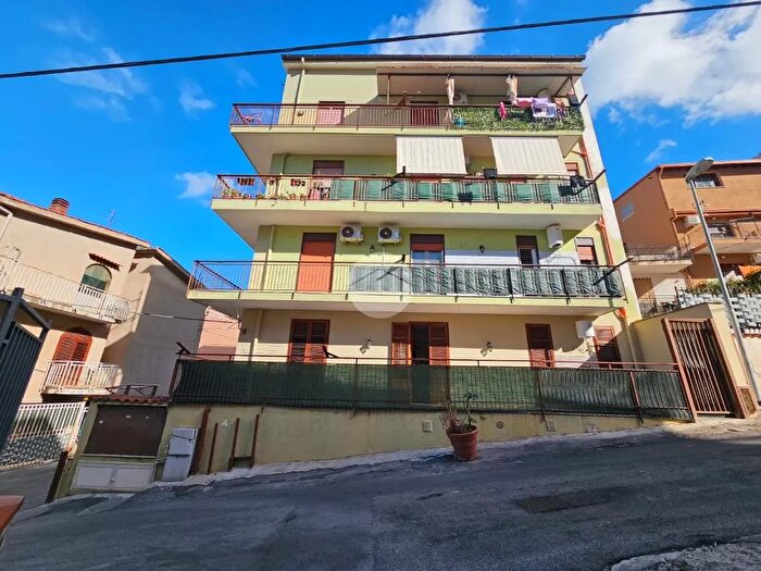 Appartamento quadrilocale in vendita in Via Stefano Gatti, Palermo