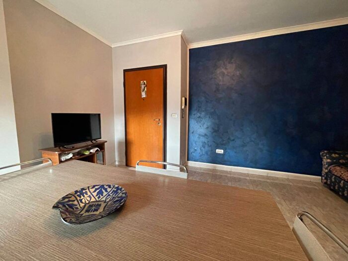 Appartamento trilocale in affitto in Via America, Centro, Avezzano