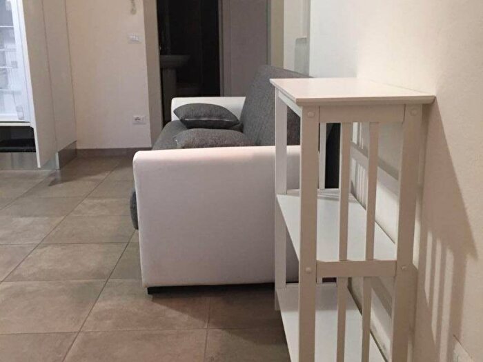 Appartamento bilocale in affitto in Piazza della Resistenza, Ginestra Fiorentina, Lastra a Signa