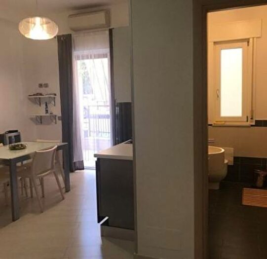 Appartamento trilocale in vendita in Giardini Naxos