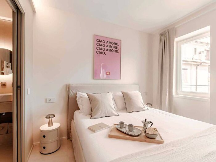 Appartamento bilocale in affitto in Via Milano, Borghi, Como