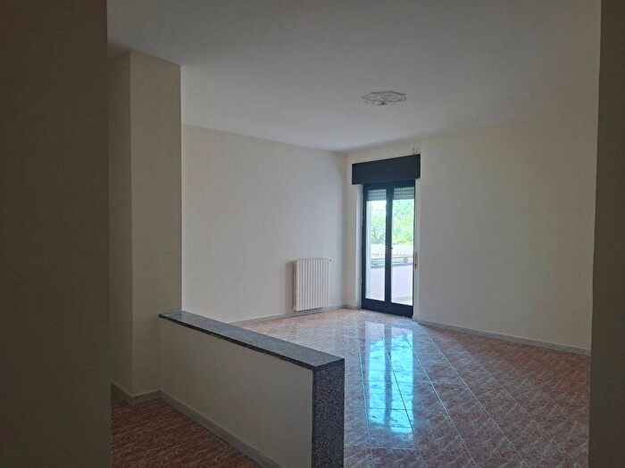 Appartamento trilocale in affitto in Via Padre Pio, Centro, Sant'Anastasia