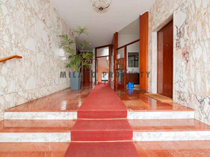 Appartamento trilocale in affitto in Via Giasone del Maino, Washington, Milano
