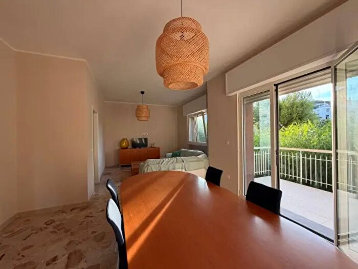 Appartamento trilocale in affitto in Modugno