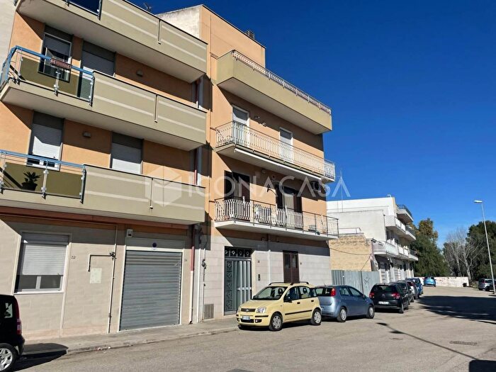 Appartamento quadrilocale in vendita in Via Niccolò Paganini, Andria