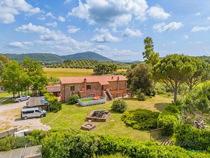 Casa con 14 locali in vendita in Loc Molinaccio Pod Molino Antico, Grosseto