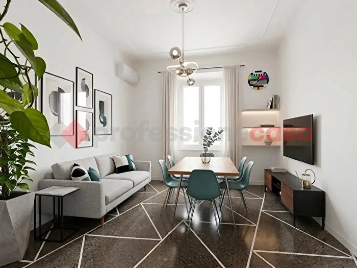 Appartamento con 5 locali in vendita in Via Corridoni, Pisa