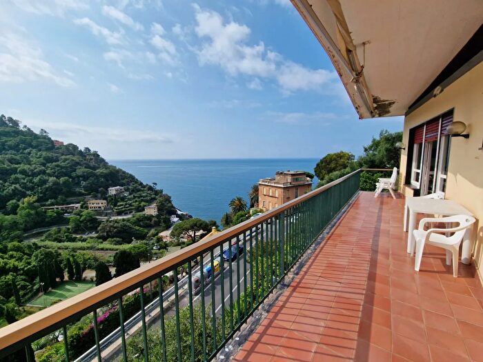 Appartamento quadrilocale in affitto in Via Cornice San Ambrogio, Zoagli