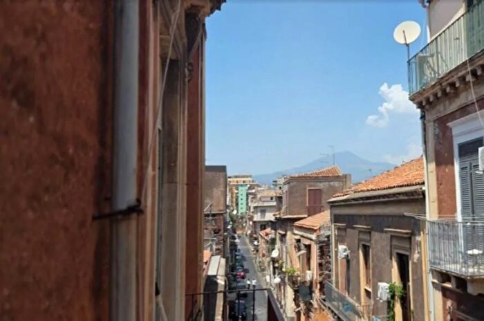 Appartamento quadrilocale in vendita in Via del Velo Catania, Catania