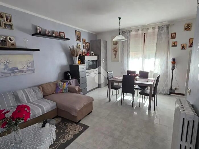 Appartamento bilocale in vendita in Via del Bersagliere, Valeggio Sul Mincio