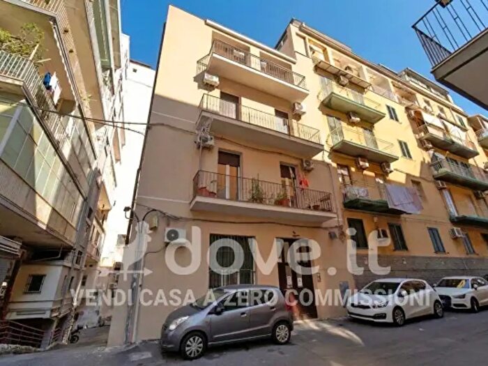 Appartamento quadrilocale in vendita in Via Sanremo, Catania