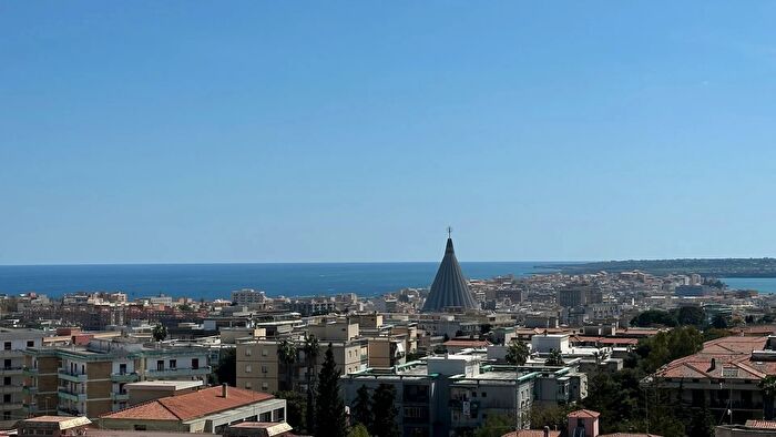Appartamento in vendita in Viale Teracati, Siracusa
