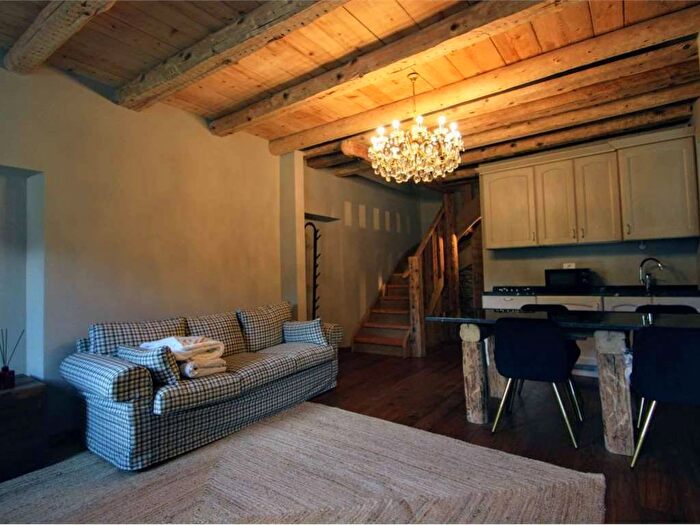 Appartamento trilocale in affitto in Via Piniè, Pinié, Vigo di Cadore