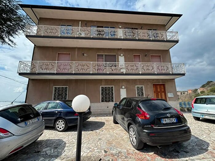 Appartamento bilocale in vendita in Diaz, Prignano Cilento