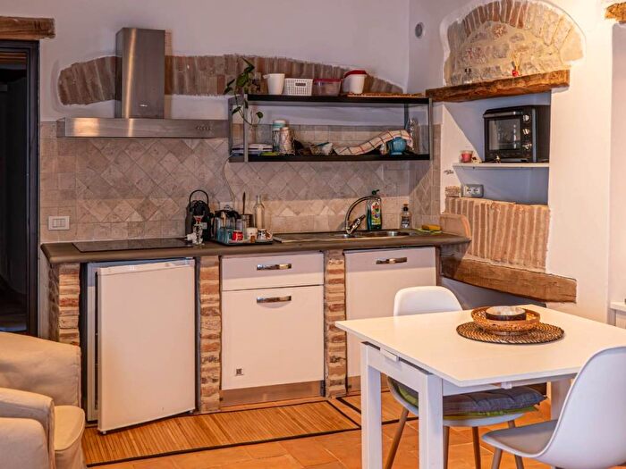 Appartamento monolocale in affitto in Via Cesaia o della Piana, Centro, Todi