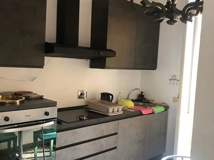 Appartamento trilocale in vendita in Via Nigra, Firenze