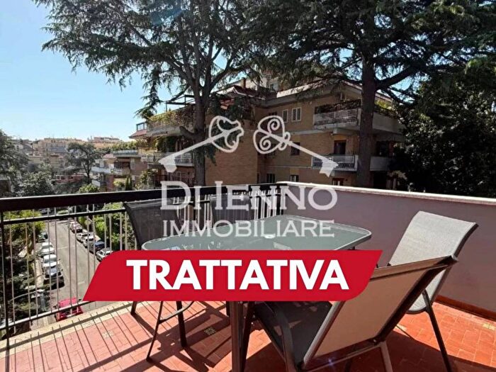 Appartamento trilocale in affitto in Via Madesimo, Camilluccia Farnesina, Roma
