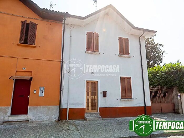Casa quadrilocale in vendita in Via Giacomo Matteotti, Bertonico
