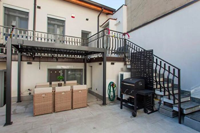 Casa quadrilocale in vendita in Via Giovacchino Belli, Milano