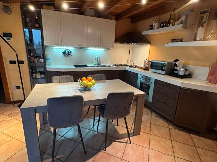 Appartamento trilocale in affitto in Via San Bernardino, San Bernardino, Montichiari