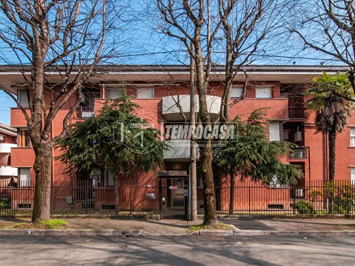 Appartamento bilocale in vendita in Desio