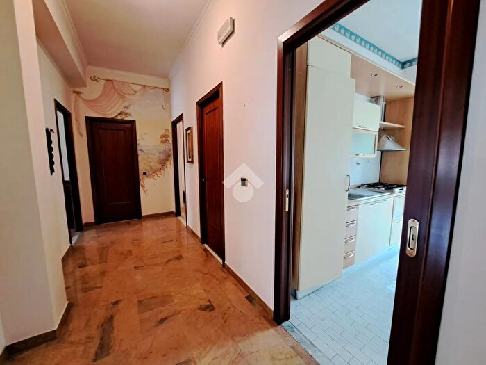 Appartamento trilocale in vendita in Via Fontanavecchia, Carbognano