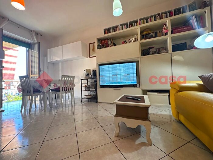 Appartamento trilocale in vendita in Via Edmondo De Amicis, Terracina