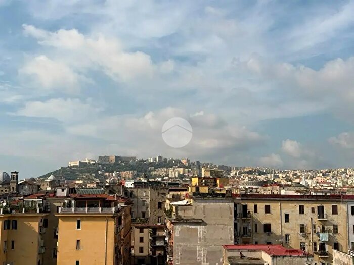 Appartamento quadrilocale in vendita in Vicoletto II S Maria Avvocata, Napoli