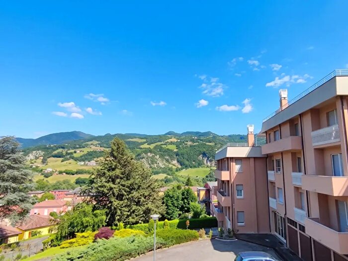 Appartamento con 6 locali in vendita in Strada di Sciola, Bobbio