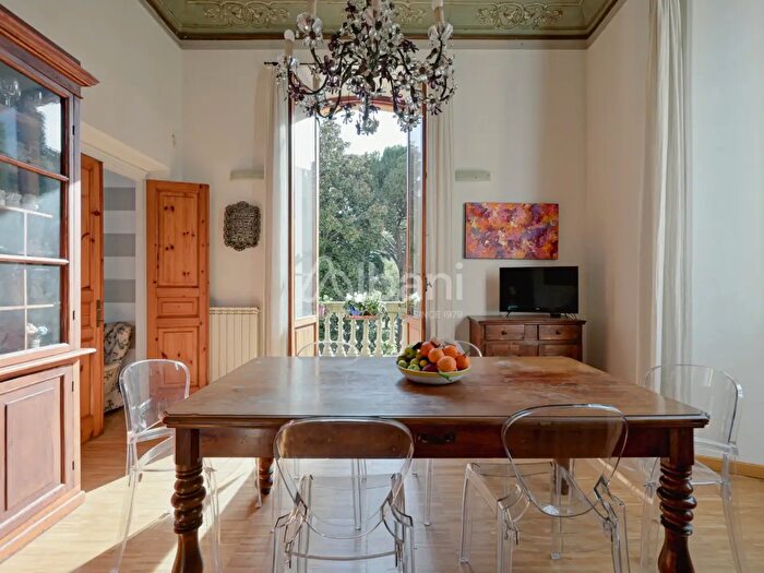 Appartamento con 9 locali in vendita in La Spezia