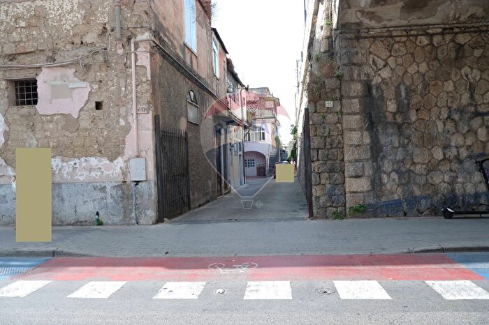 Casa con 15 locali in vendita in Via Verdi, Caserta