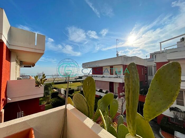 Appartamento con 5 locali in vendita in Via Positano, Martinsicuro