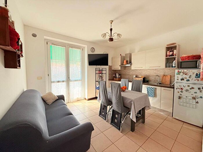 Appartamento trilocale in affitto in Via Principe Amedeo, Santena