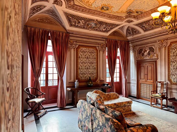 Appartamento con 6 locali in vendita in Corso Mario Ponzoni, Pieve Di Teco