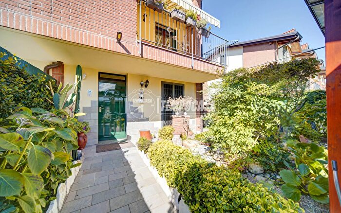 Casa trilocale in vendita in Via Cantalupa, Cavaria Con Premezzo