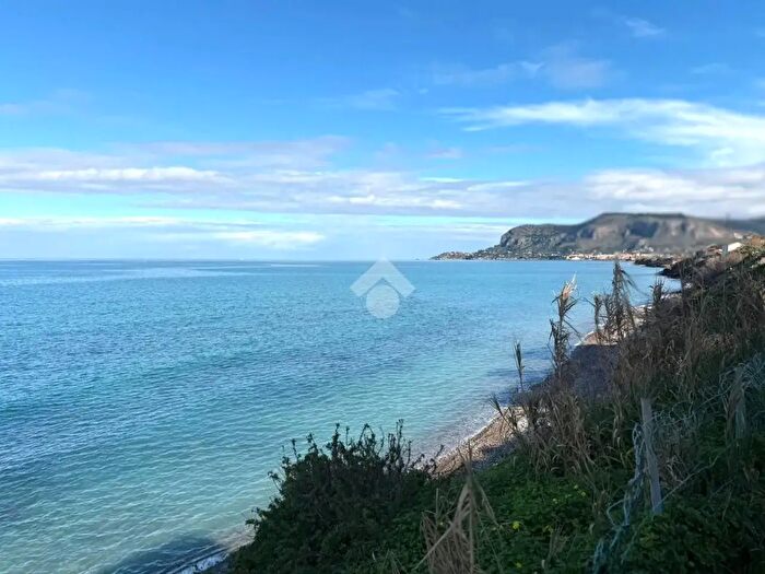 Casa con 6 locali in vendita in Viale Europa, Ficarazzi
