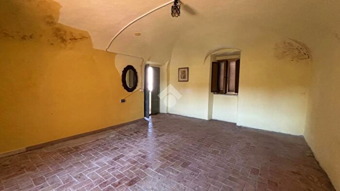 Appartamento con 5 locali in vendita in Via Carnello, Isola Del Liri
