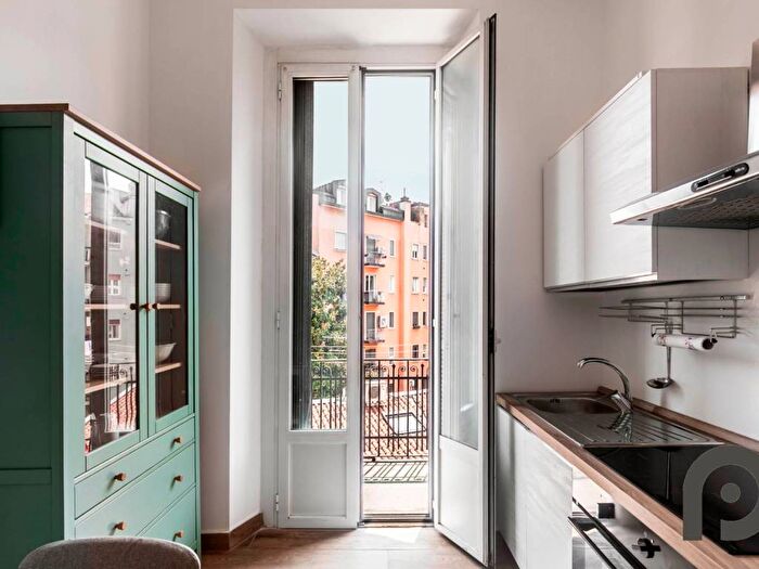 Appartamento bilocale in affitto in Via Pisanello, Gambara, Milano