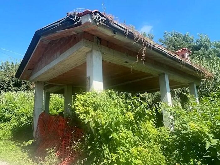 Casa trilocale in vendita in Ia del Fescione, Massa