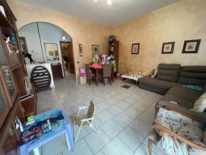 Appartamento quadrilocale in vendita in della Bassa, Carrara